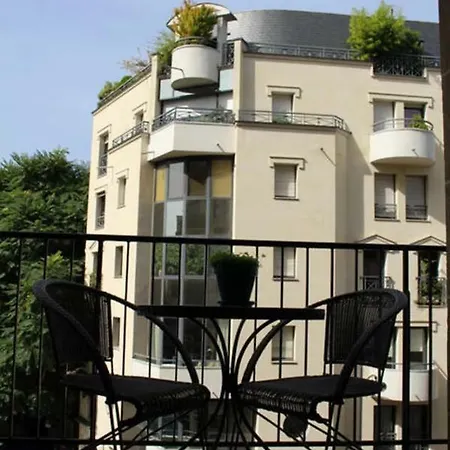 Luckey Homes - Rue De La Tombe Issoire Apartment